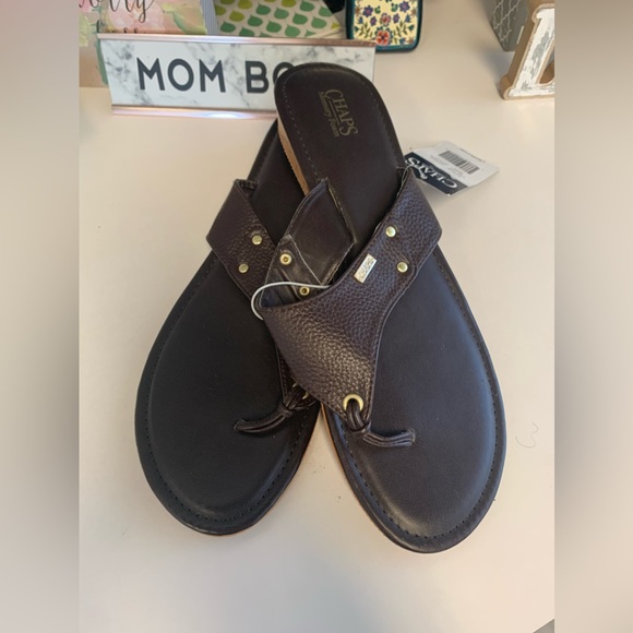 NWT Chaps Flip Flops size 11 - Picture 12 of 16